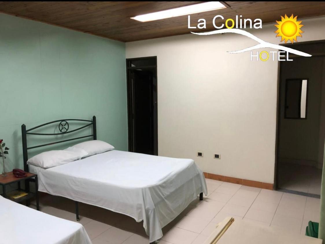 Hotel La Colina كارتاغو المظهر الخارجي الصورة